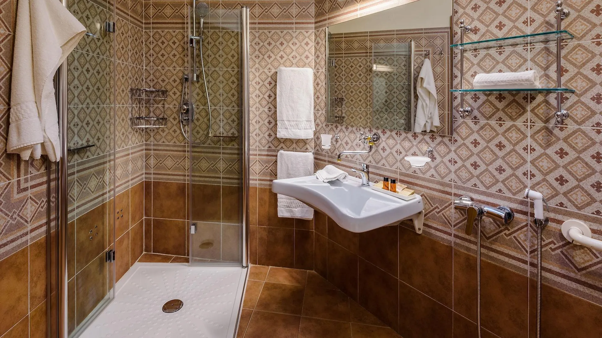 ***  Hotel San Gregorio Pienza Italy